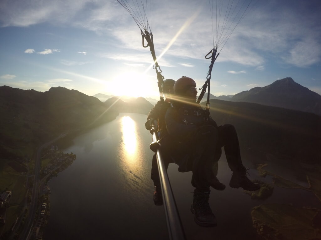 Wandern und Gleitschirmfliegen Pilatus